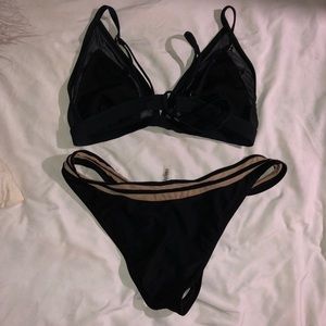 Black lace bikini 🕊